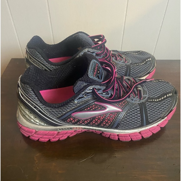Brooks lace up pink grey trance 12 low top athletic Running Shoes women’s 8.5 B - Picture 7 of 9
